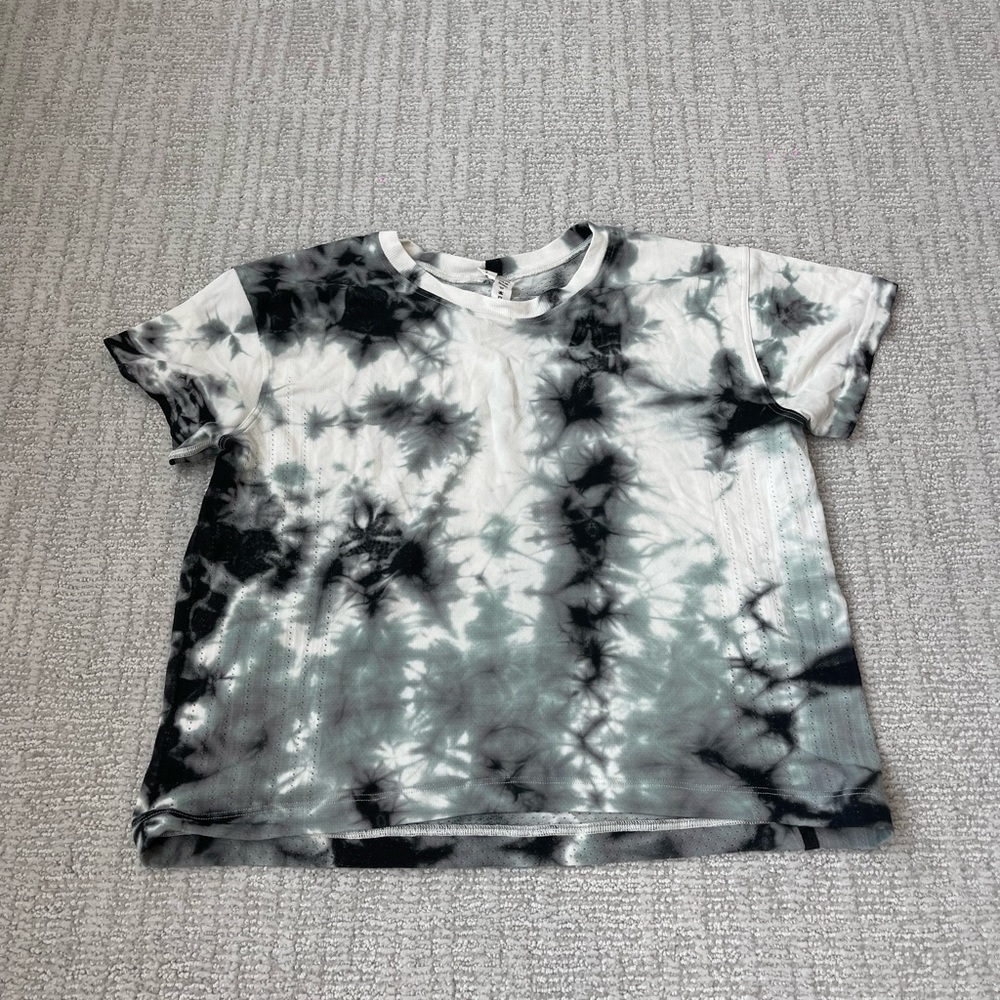 Lululemon tie dye t shirt